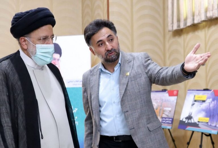 «راه حل» دولت: حمایت از «انقلابیها» برای ایجاد رقیب در برابر شرکتهای استارتاپی