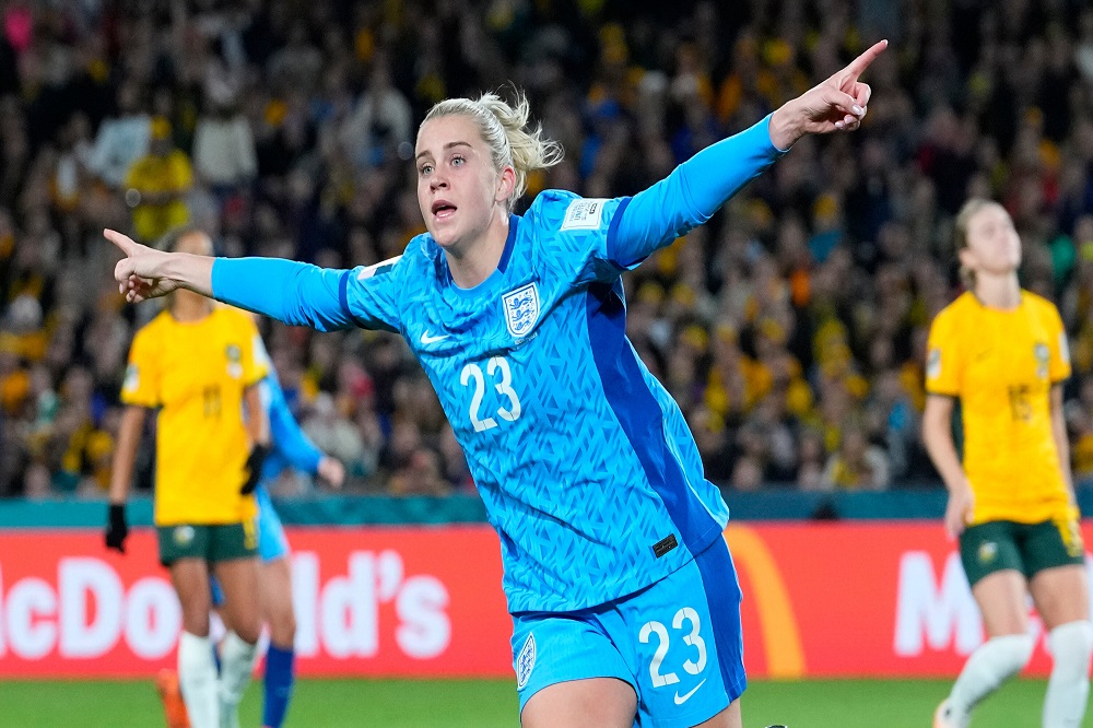 نیمه‌نهایی جام جهانی فوتبال زنان 2023 | شیرزنان با حذف میزبان فینالیست شدند؛ استرالیا 1 _ انگلیس 3 (+ خلاصه بازی)