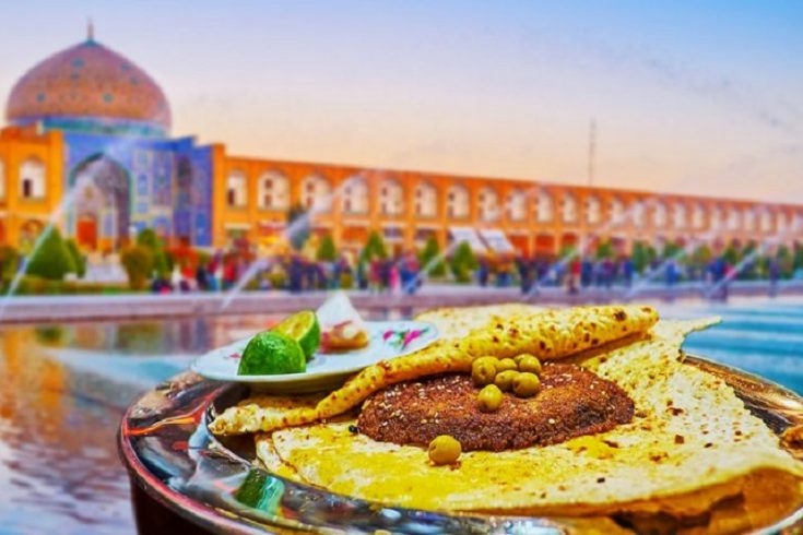 رستوران‌داران اصفهان: سه نفر یک پرس غذا را با هم شریک می‌شوند