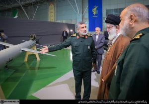 حضور و سخنرانی رهبری در دانشگاه علوم و فنون هوافضای عاشورا