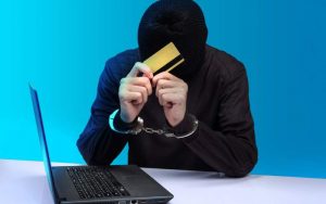 کلاهبرداری میلیاردی از حساب ۱۰۰ شهروند همدانی