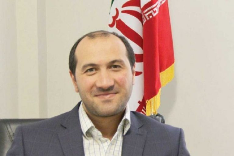پاسخ مهدی شیرزاد به منتقدان ثبت نام در انتخابات مجلس