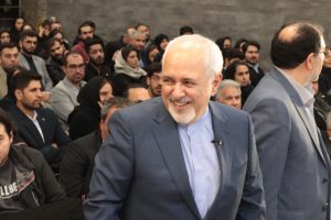 ظریف: موشک خوب است اما پاسخ همه‌ی مشکلات نیست