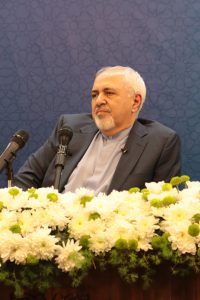 ظریف: «روسیههراسی» و «غربهراسی» خطرناک است