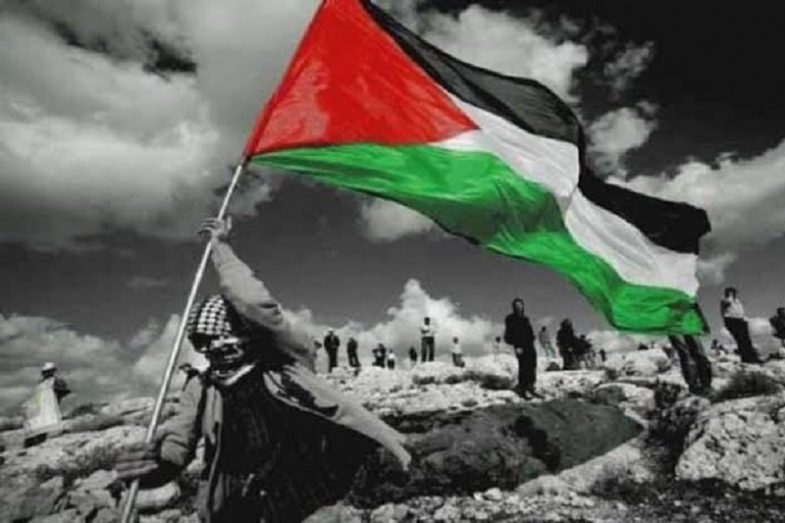 خاطرات هاشمی ۲ دی سال ۷۹ | «مردم فلسطين دارند جان‌فشانى مى‌كنند»