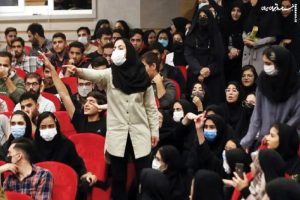 مرزبندی دانشگاه‌ها با سیاست