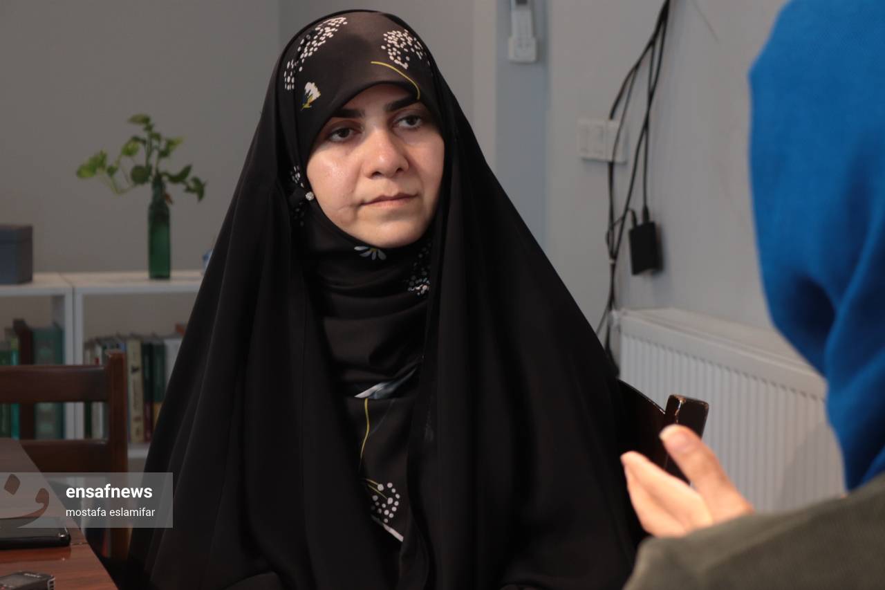کبری آسوپار: مذاکره مبارزه است