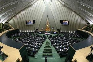 خاطرات هاشمی ۹ بهمن سال ۷۹ | گزارش یک نماینده از وضع ملتهب مجلس و جامعه