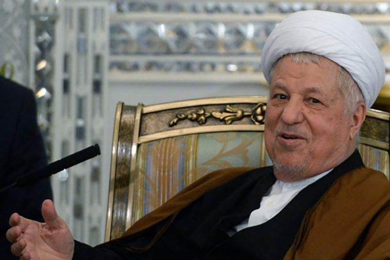 خاطرات هاشمی ۲۰ دی سال ۷۹ | «براى جبران عقب‌ماند‌گى‌ها نياز به يك حركت سريع‌تر داريم»