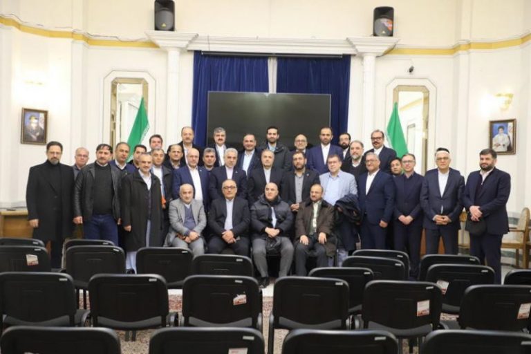 «ولخرجی‌های ۳ میلیارد تومانی سفر استاندار و هیات همراه در روسیه»