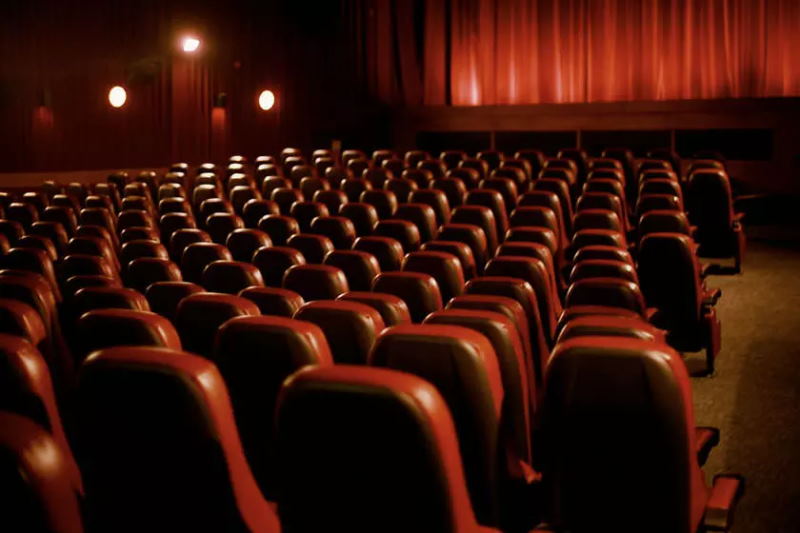 افتتاح یک پردیس سینمایی در بندرعباس