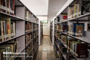 ایرانی‌ها «کتاب نخوان» نیستند | سالانه ۳۰ میلیون امانتِ کتاب ثبت می‌شود
