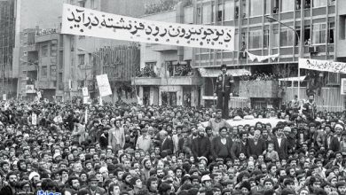 خاطرات هاشمی ۲۲ بهمن سال 79 | انقلاب به سبک ایران و حركت به سوى دموكراسى و آزادى