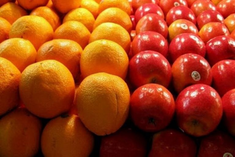 ۲۵۰ تن سیب و پرتقال شب عید زنجانی‌ها تامین شد