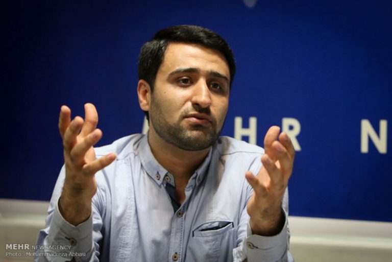 دال مرکزی تاریخ فلسفه، شهر است و فلسفه بدون شهر شکل نمیگیرد