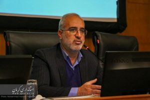 استاندار کرمان: به دانش‌آموزان موضوع انشا در ارتباط با افزایش جمعیت بدهید