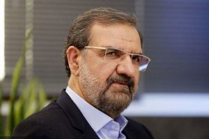 خاطرات هاشمی ۲۱ اسفند سال ۷۹ | نظر محسن رضایی درباره‌ی ماندن محمد خاتمی