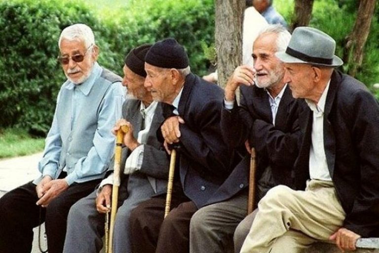 عیدی 2/5 میلیون تومانی