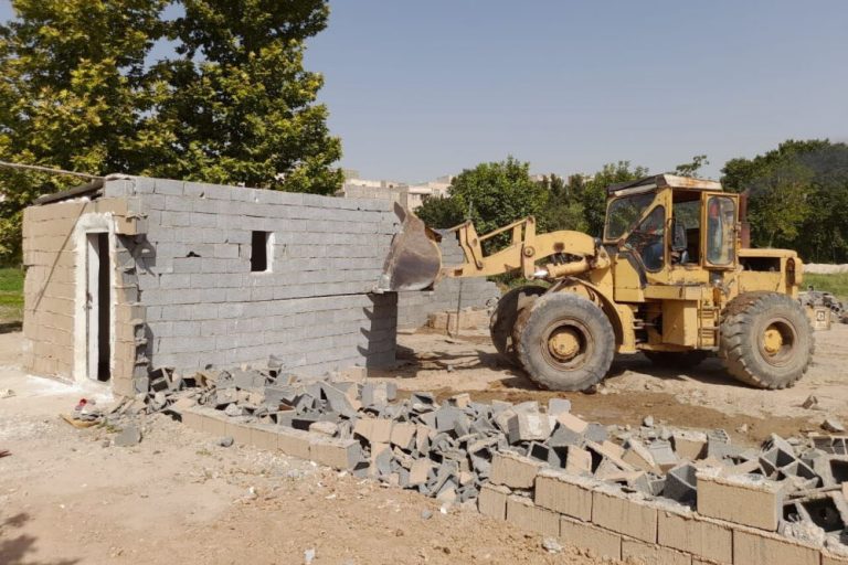 برخورد قانونی با ۷۴۶ مورد ساخت و ساز غیرمجاز در حریم راههای همدان