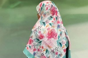 رفع جرم‌شماری از فقدان روسری طبق گفته‌ی معصوم