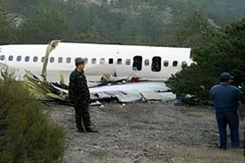 ماجرای سقوط هواپیمای وزیر پیشین راه و شهرسازی چه بود؟