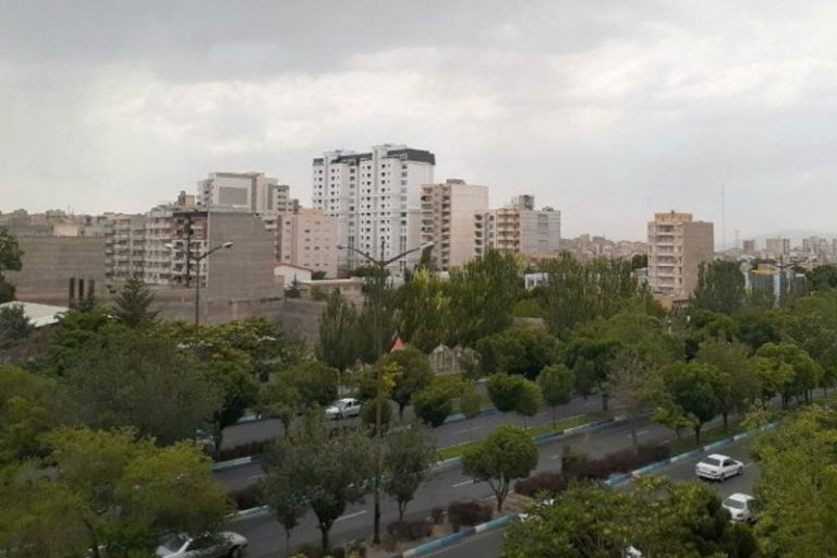 درختان و باغشهرهای قربانی در آذربایجان شرقی