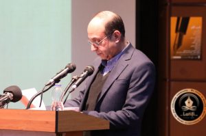 دست تقدیر یا سرانگشت تدبیر