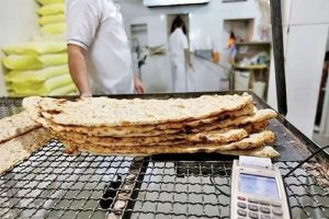 اعتراض نانوایان کرمان به قیمت نان