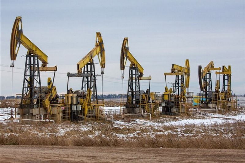 امضای ۵ میلیارد دلار قرارداد نفتی با روسیه