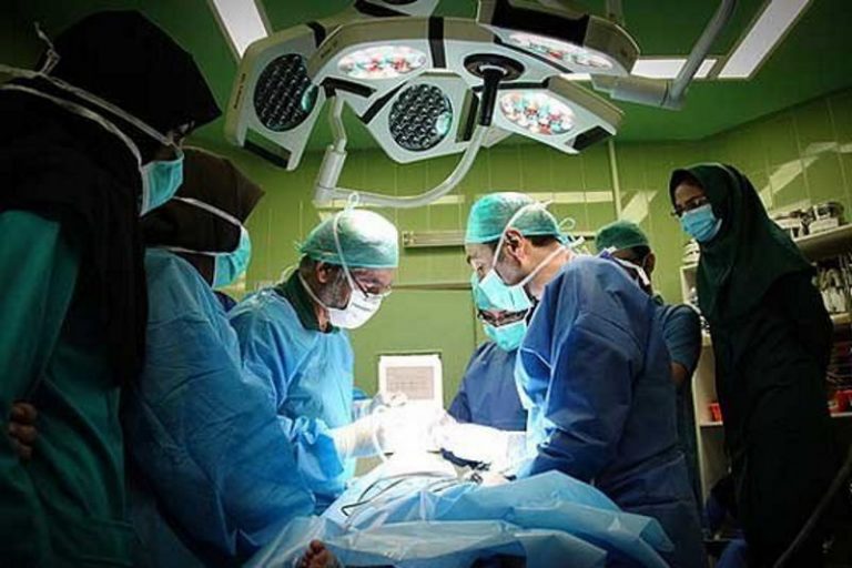 عاقبت عجیب بیرون گذاشتن دست از پنجره ماشین