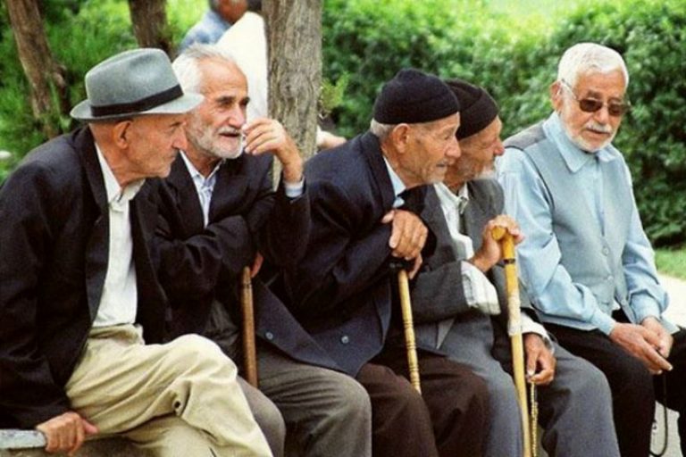 «آذربایجان شرقی یکی از استانهای پیر کشور است»
