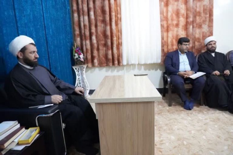 «نماز جمعه نماد دستگیری و نه مچ‌گیری است»