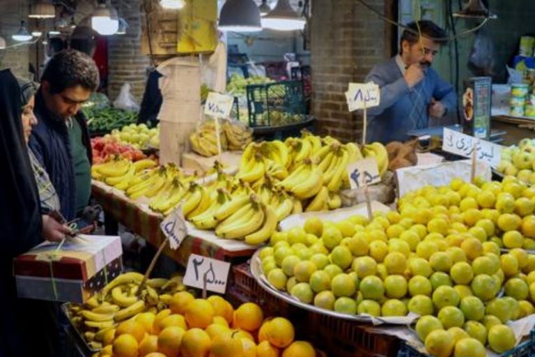 بازار شب یلدای خراسان‌ شمالی زیر ذره‌بین ۱۵ گروه بازرسی