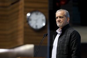 پزشکیان: اگر عزتمندانه بیایند مذاکره می‌کنیم ولی قرار نیست زیر بار زور برویم