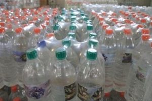 معدوم‌سازی بیش از یک تن گلاب فاقد استاندارد در کاشان