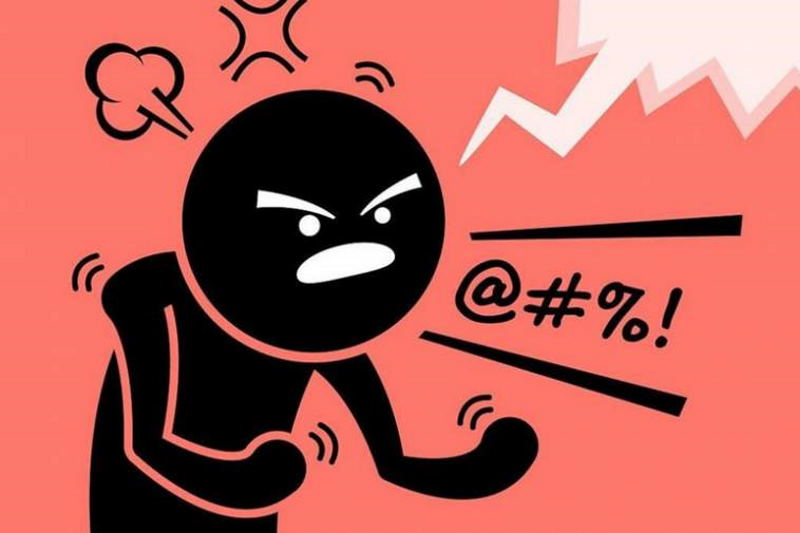 «فحاشی در میان طرفداران رضاشاه بیداد میکند»