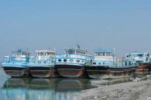 تعطیلی گمرک بندر کرگان میناب و بیکاری کارگران