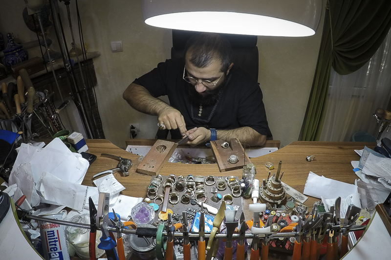 آینده‌ی انگشترسازی در قم؛ بین سنت و مدرنیته