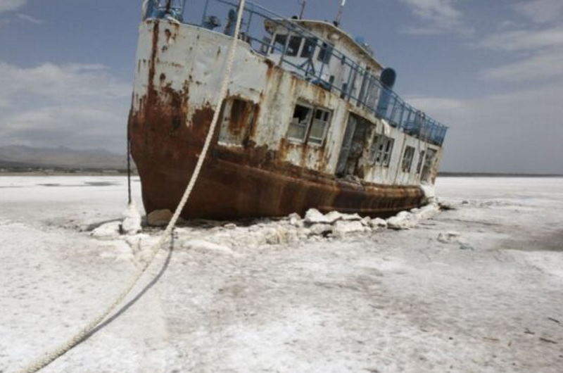 کاهش ۳۳ سانتی متری تراز دریاچه ارومیه