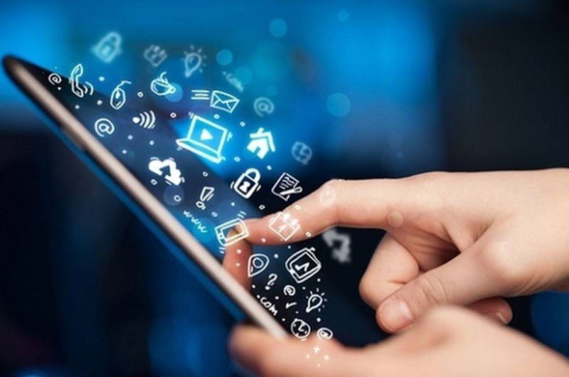 خلافِ واقع | صابر گل‌عنبری