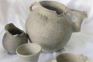 اشیای تاریخی سه هزار ساله در خرمدره کشف شد