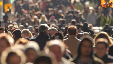 این جماعت فکاهی با توهم ملی‌گرایی