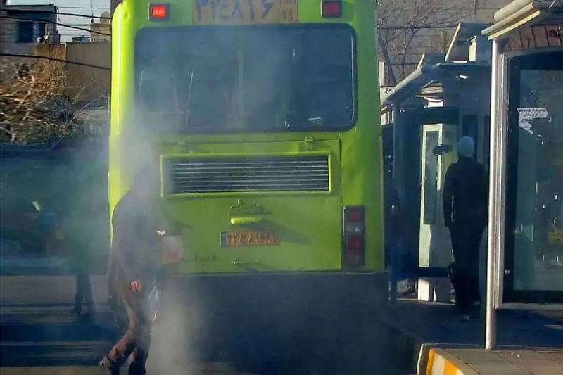 اتوبوس‌های از نفس‌‌افتاده در شیراز