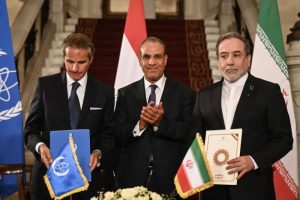 قصه قاهره؛ نگاهی به جزئیات مذاکرات و پیام توافق ایران و آژانس