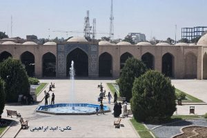 «ساختمان ۶ طبقه‌ی کنار ارگ کرمان خلاف ضوابط است»