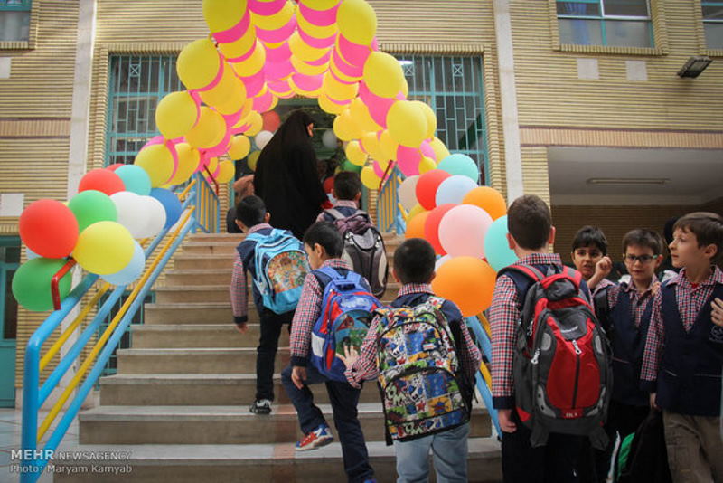 مدیرکل آموزش و پرورش کرمان: فعالیت غیرحضوری مدارس صحت ندارد