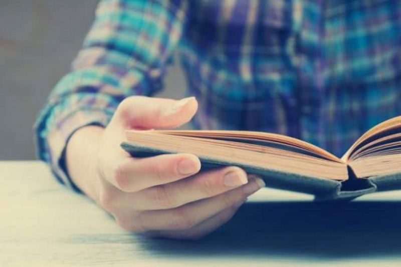 اول بخوانیم بعد بازخوانی کنیم