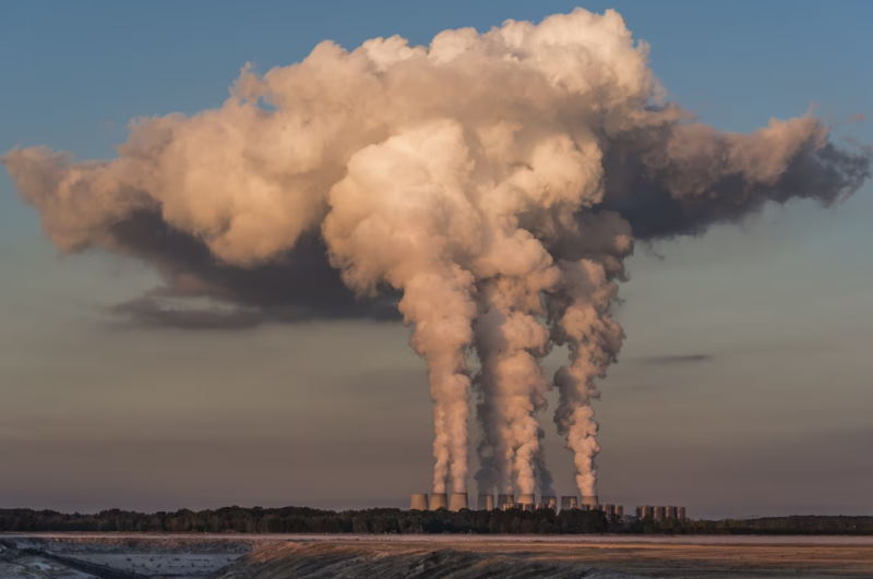 «نیروگاه منتظری اصفهان دیگر مازوت نمی‌سوزاند»