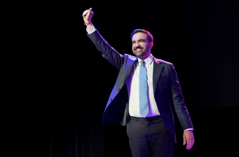 زهران ممدانی سی و چهار ساله، خرمگس دمکراسی را به پرواز درآورد و خواب لیبرالیسم اقتصادی و ناسیونالیسم ترامپی را آشفته کرد. دمکراسی آرمان مقدس نیست یک فرم و