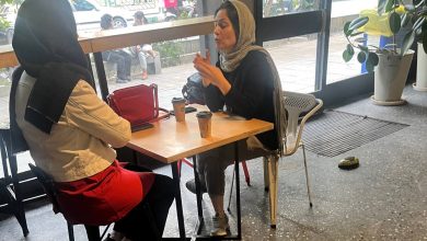 فنجان قهوه‌ای که جای کتاب را گرفت